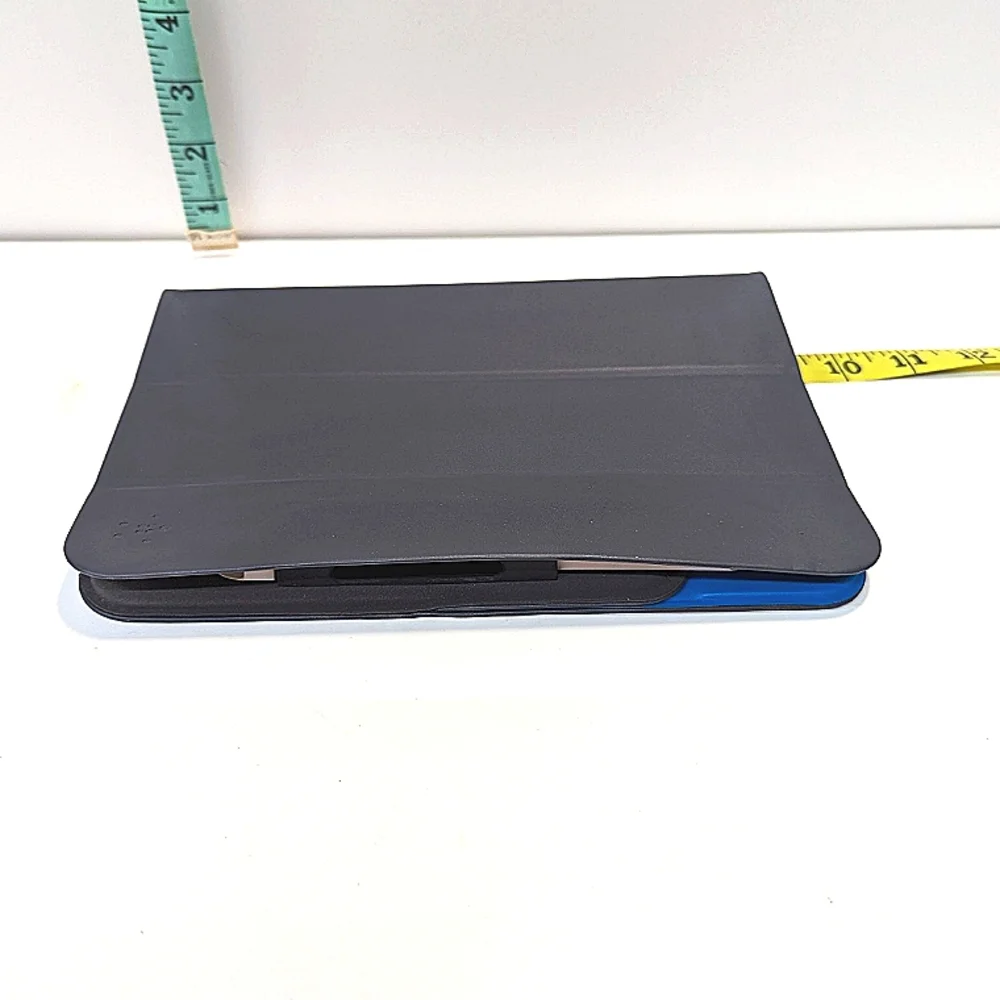 Belkin Universal Tablet Cover